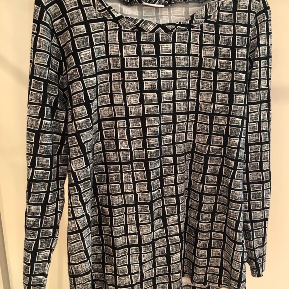 DKNYC blouse